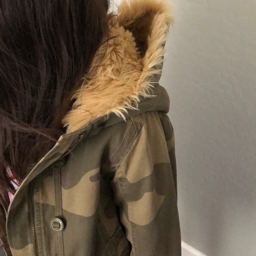 Jacket - Picture 8 of 8